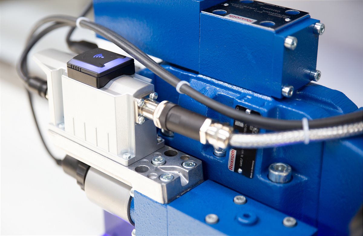Neue digitale On-Board-Elektronik mit Bluetooth Schnittstelle von Bosch Rexroth