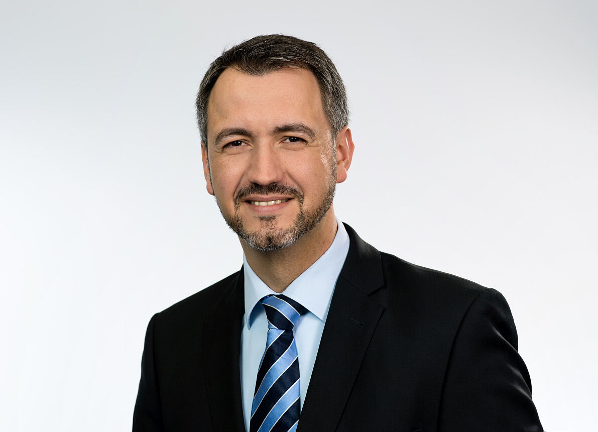 Verkaufsleiter, Herr Sasa Lenz-Jevtic 