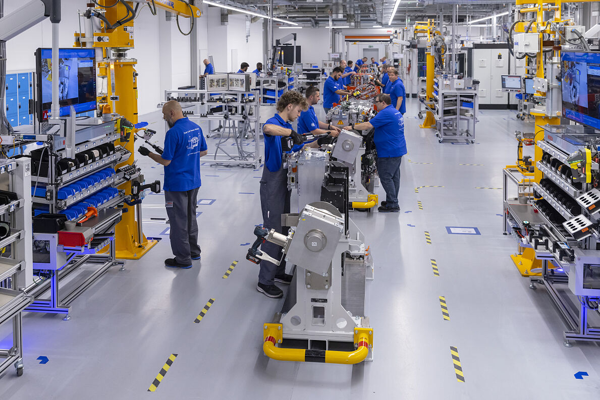 Überblick auf die Fertigung des Fuel Cell Power Module (FCPM) im Werk Feuerbach