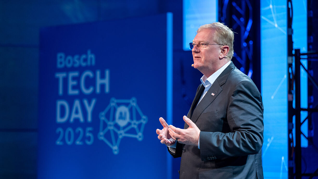 Dr. Stefan Hartung, Vorsitzender der Geschäftsführung der Robert Bosch GmbH, auf dem Bosch Tech Day 2025 in Feuerbach.