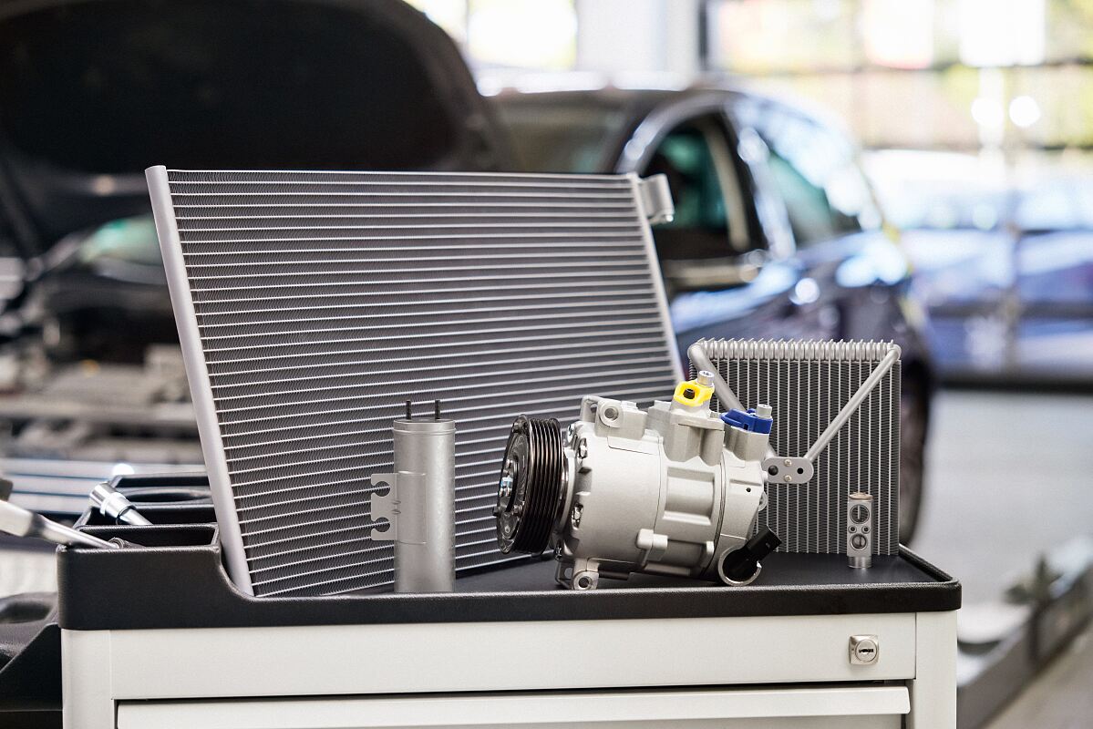 Das neue Ersatzteilsortiment umfasst die wesentlichen Komponenten für Fahrzeug-Klimaanlagen